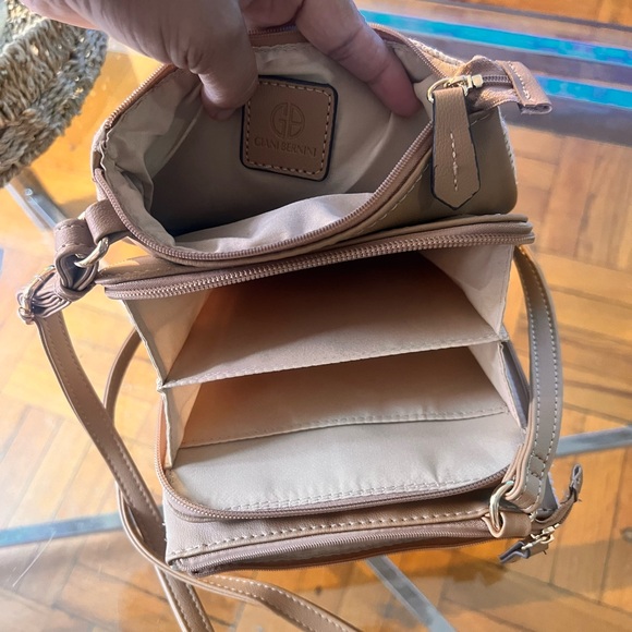 Giani Bernini Straw North South Crossbody - Picture 8 of 10